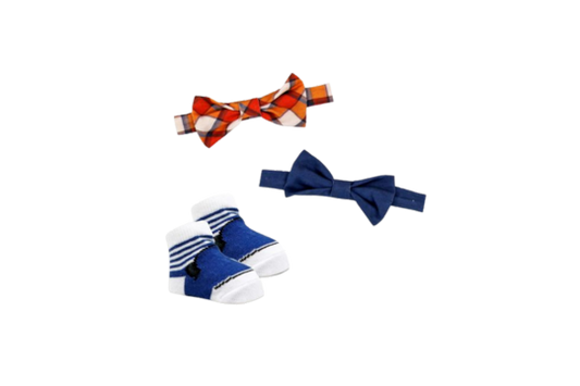 Baby Mode's 3 PC Bowtie &amp; Sock Set in Navy Plaid adds a touch of sophistication to your little one's wardrobe. Perfect for babies 0-6 months. This stylish set includes two bowties and matching socks, perfect for special occasions or everyday wear.

Key Details:

Stylish Design: The navy plaid pattern offers a timeless look that complements various outfits.
Comfortable Fit: Made from soft materials, ensuring gentle wear against your baby's delicate skin.
Versatile Use: Ideal for family gathering