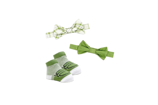 3 PC Bowtie &amp; Sock Set in Sage Plaid adds a touch of sophistication to your little one's wardrobe. Perfect for babies 0-6 months. This stylish set includes two bowties and matching socks, perfect for special occasions or everyday wear.

Key Details:

Stylish Design: The sage plaid pattern offers a timeless look that complements various outfits.
Comfortable Fit: Made from soft materials, ensuring gentle wear against your baby's delicate skin.
Versatile Use:Ideal for family gatherings, holiday