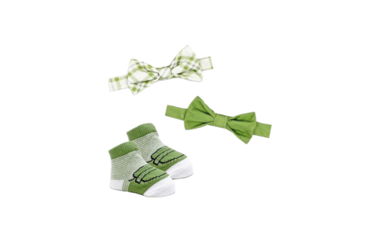 3 PC Bowtie &amp; Sock Set in Sage Plaid adds a touch of sophistication to your little one's wardrobe. Perfect for babies 0-6 months. This stylish set includes two bowties and matching socks, perfect for special occasions or everyday wear.

Key Details:

Stylish Design: The sage plaid pattern offers a timeless look that complements various outfits.
Comfortable Fit: Made from soft materials, ensuring gentle wear against your baby's delicate skin.
Versatile Use:Ideal for family gatherings, holiday