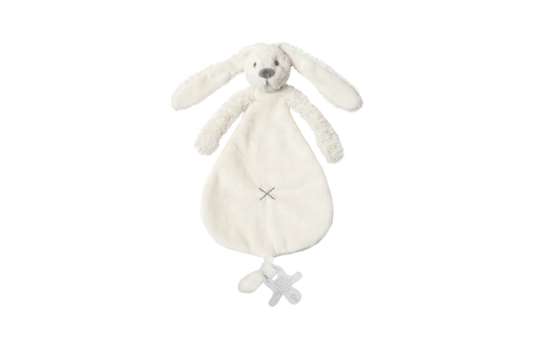 The ivory white cuddly toy of our most popular rabbit Rabbit Richie is not only super soft, but also easily holds on to his ears or arms. He offers comfort, gives peace and is already an indispensable friend for many children!