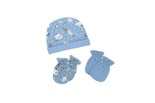 Necessities by Tendertyme-Hat with scratch mitts set

100% Cotton

Perfect for ages 0-6 months

Set Includes: 1 hat and 2 pairs of mitts
